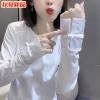 European spring Chinese-style pure cotton base layer, women's long-sleeved versatile and slimming, with button-up sleeves and ethnic style T-shirt top Application Scenario